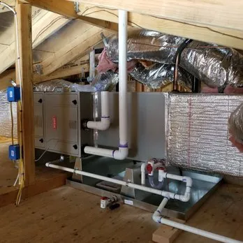 Slide of M & R Repair