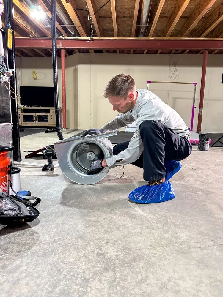 Slide of M and M Heating & Cooling, Plumbing & Electrical