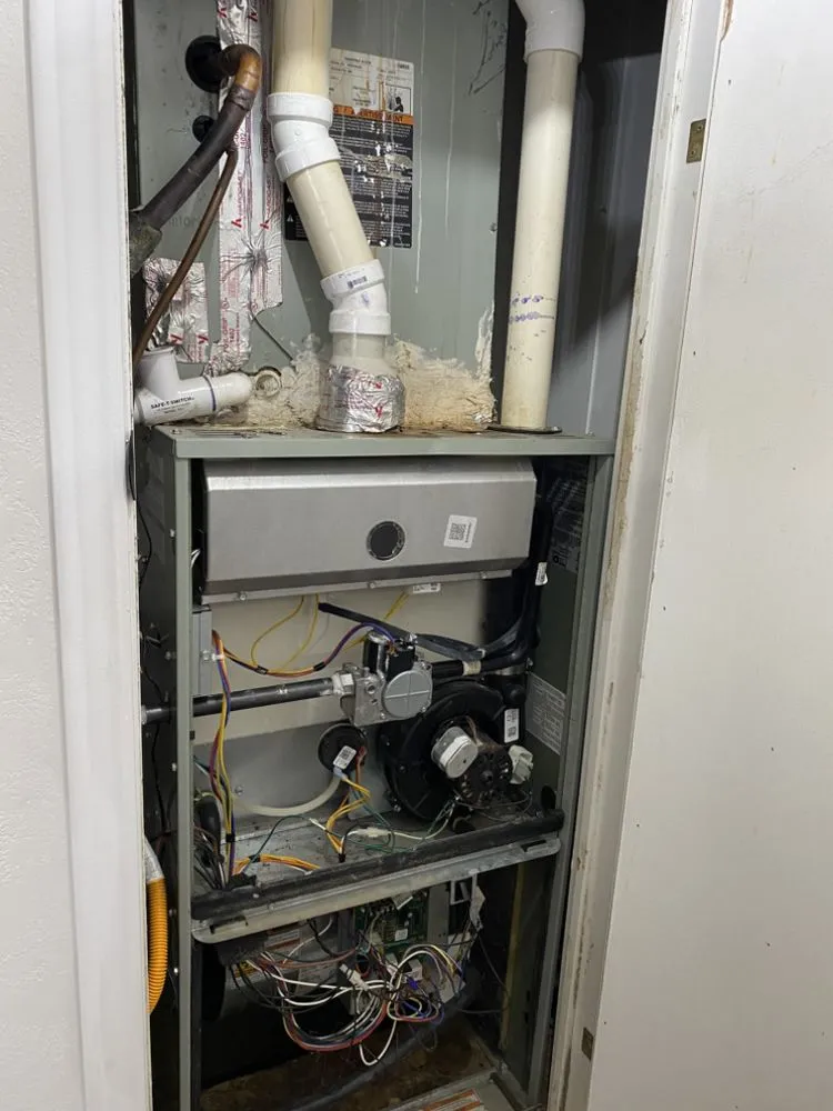 Slide of MA Buezo Air Conditioner