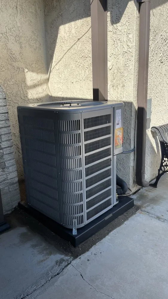 Slide of Macawsome Heating & Cooling