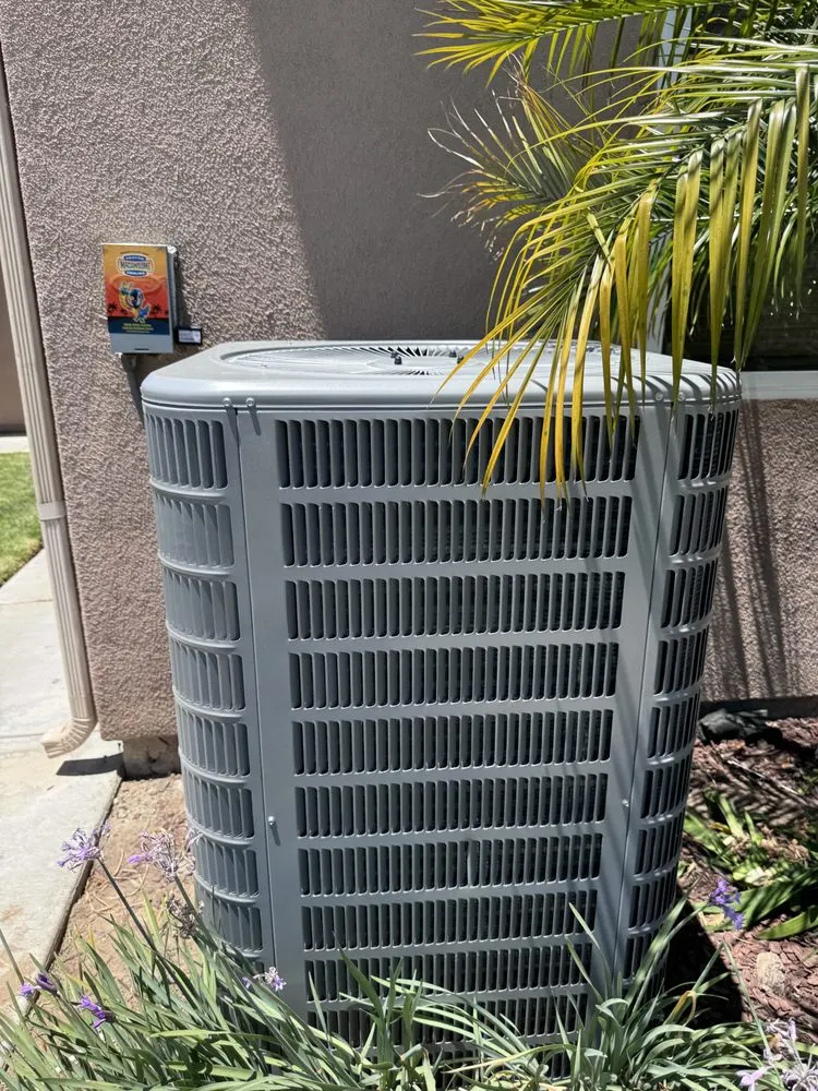 Slide of Macawsome Heating & Cooling