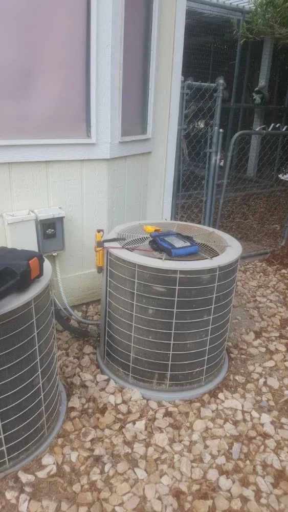 Slide of Machinas Heating & Air Conditioning