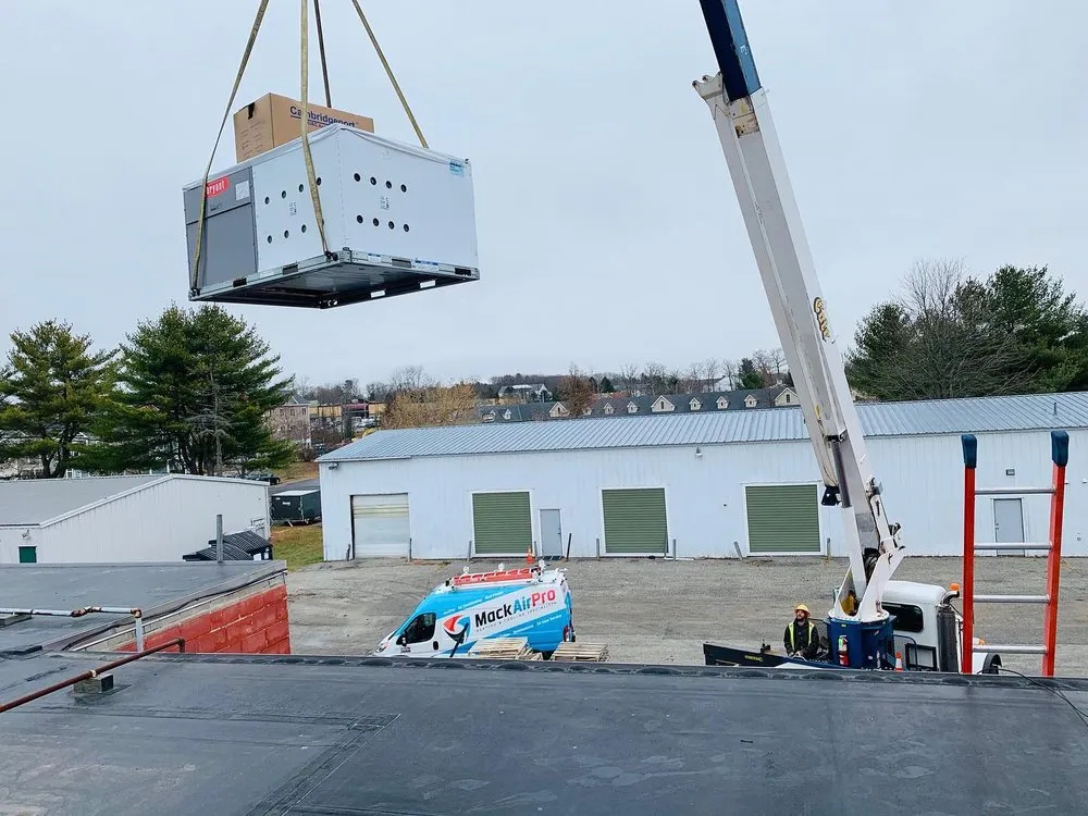 Slide of Mack Air Pro