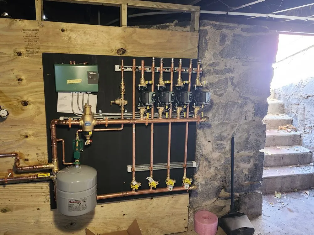 Slide of Mac’s Heating and Air Conditioning