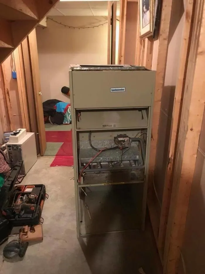 Slide of Mac's Maintenance