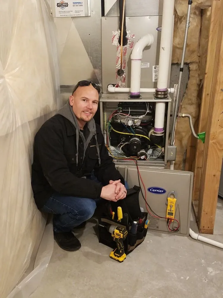 Slide of Mainserv Heating & Air