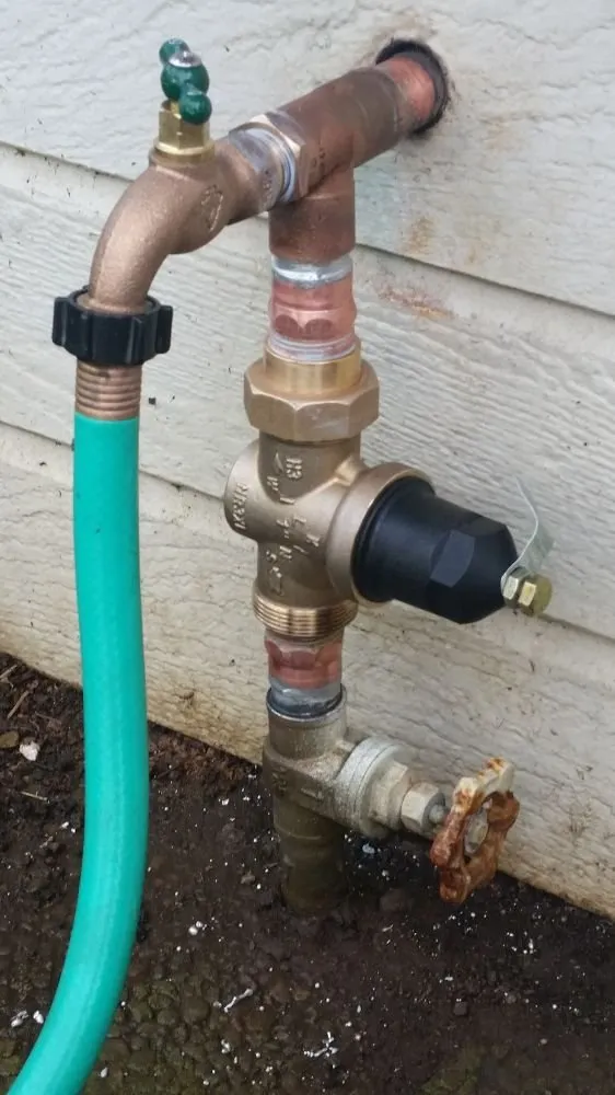 Slide of Maintech Service