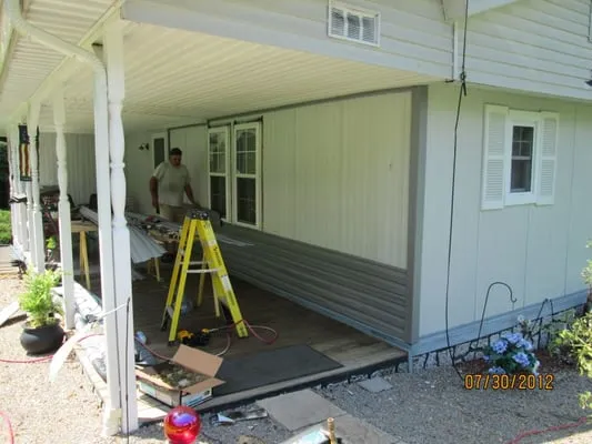 Maintenance Free Contracting Logo