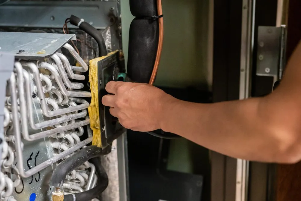 Slide of MaintenAnts Heating & Air Conditioning