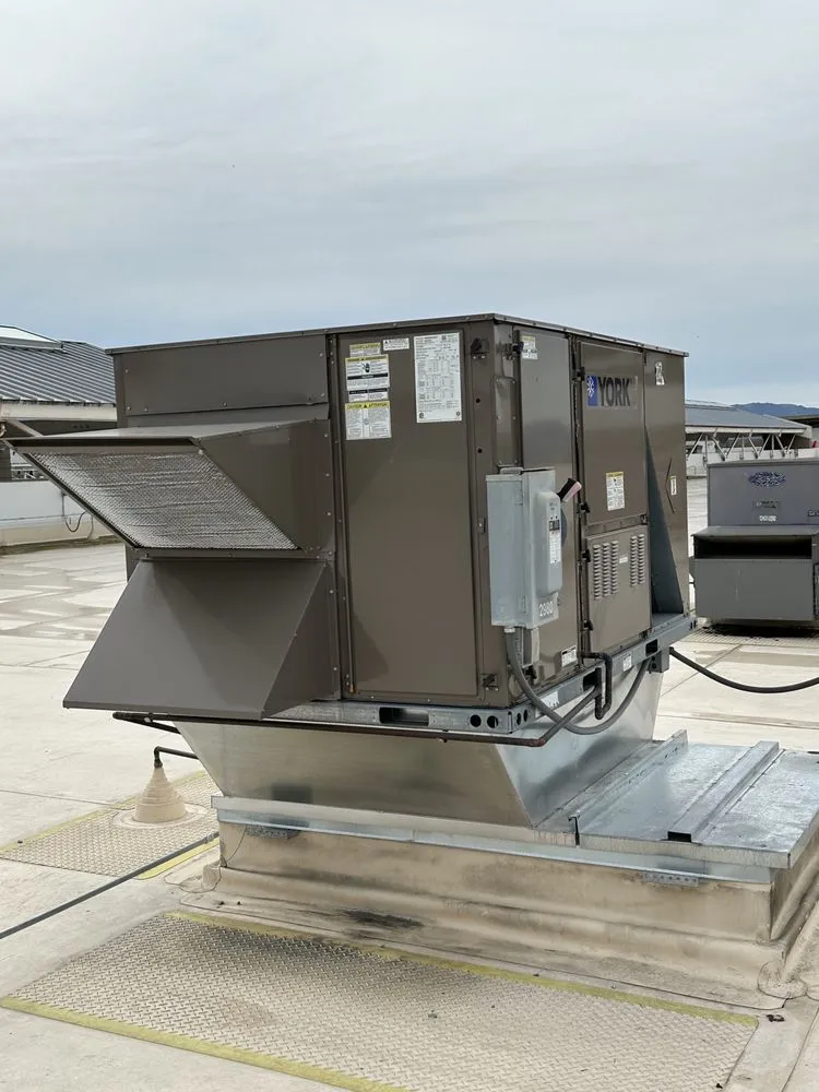 Slide of Majestic Heating and Air Conditioning