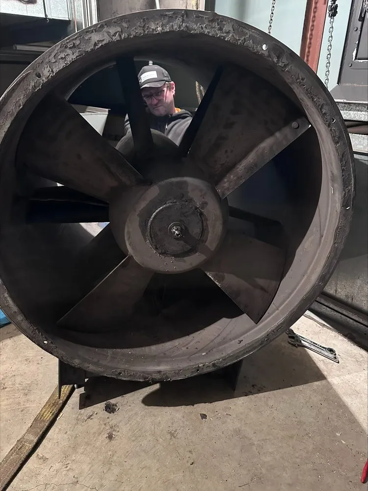 Slide of Major Mechanical