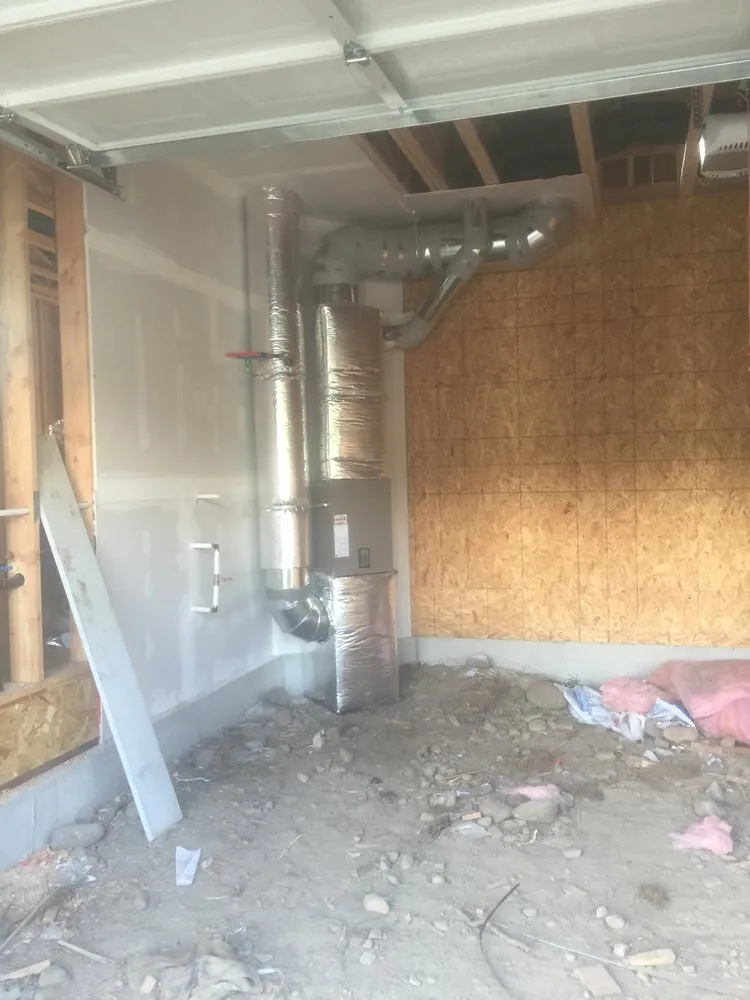 Slide of Makro Heating