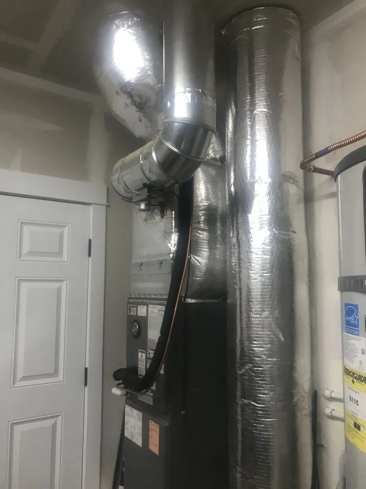 Slide of Makro Heating