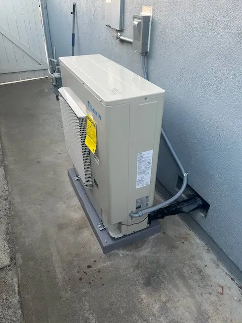 Slide of Maksbuilder