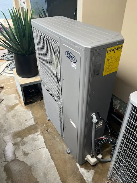 Slide of Maksbuilder