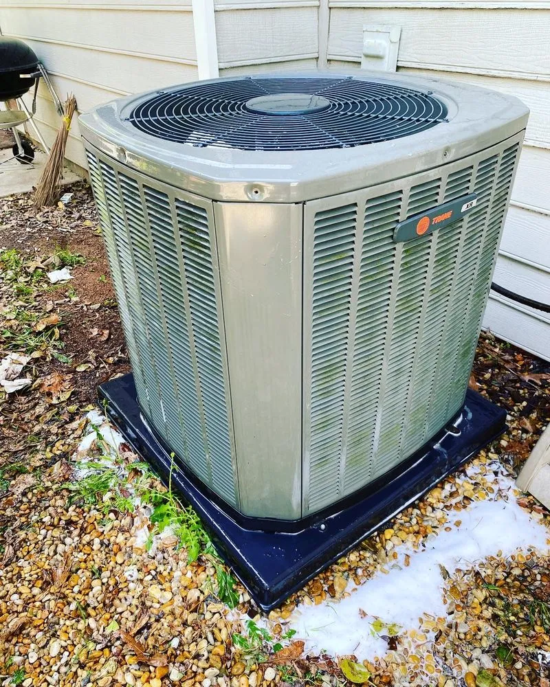 Slide of Maliks Heating and Air