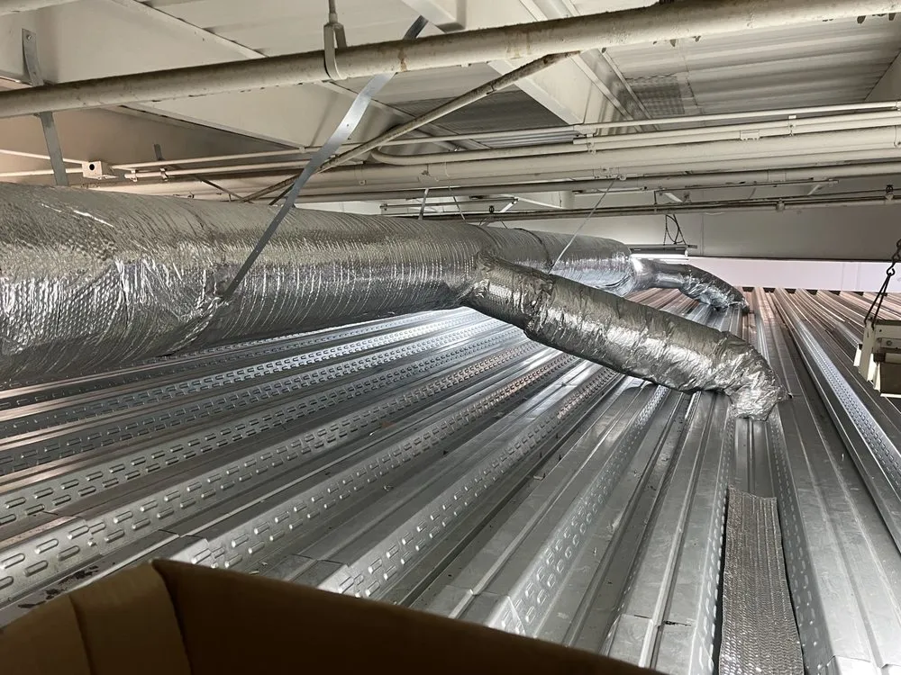 Slide of Mammoth Air Company