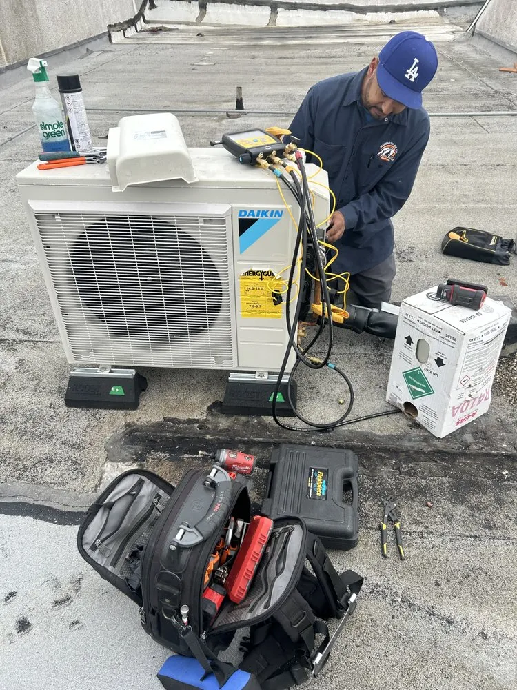 Slide of Mammoth Air Company