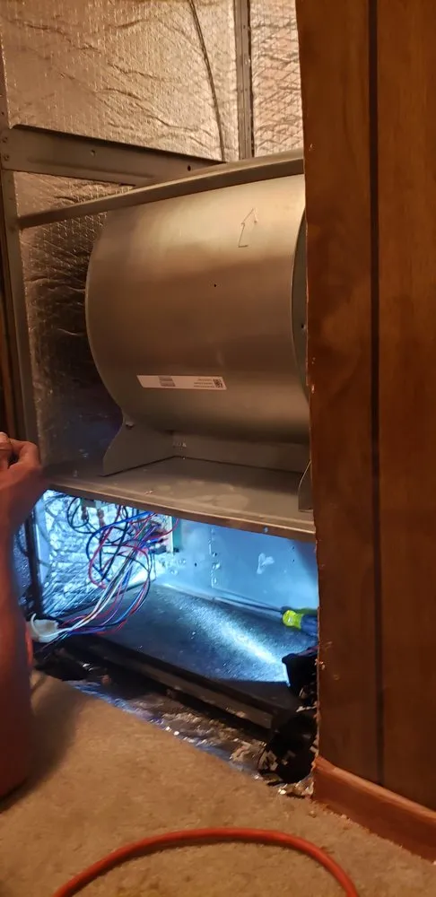 Slide of Mango Home Repair