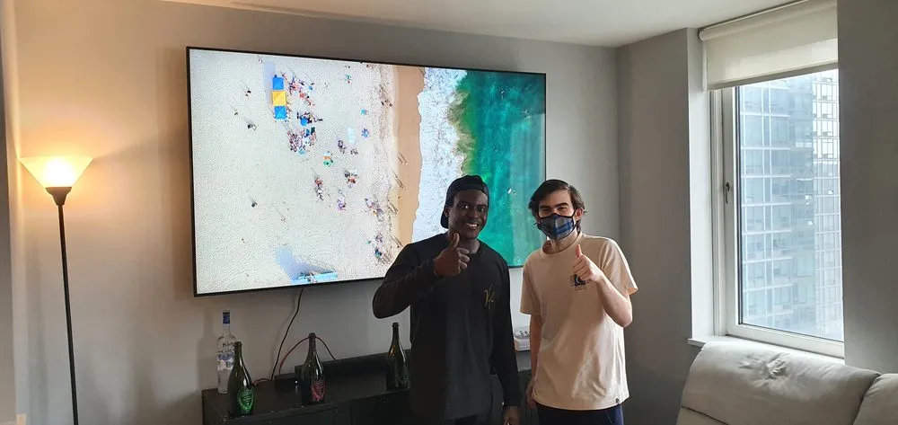 Slide of Manhattan Mounting