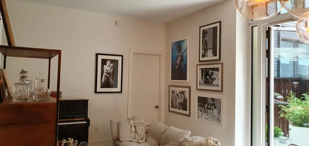 Slide of Manhattan Mounting