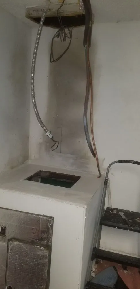 Slide of Manning's Elite Services