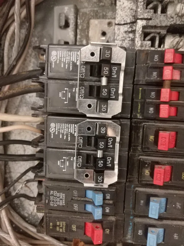 Slide of Manning's Elite Services