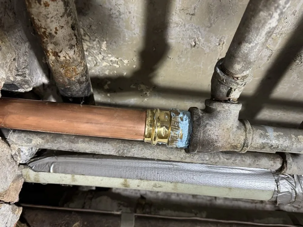 Slide of Manny's Building Maintenance And HVAC