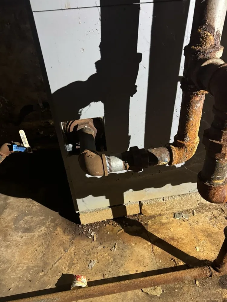 Slide of Manny's Building Maintenance And HVAC