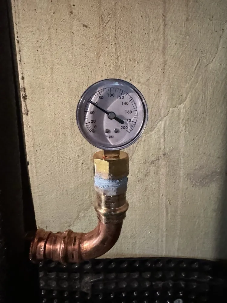 Slide of Manny's Building Maintenance And HVAC