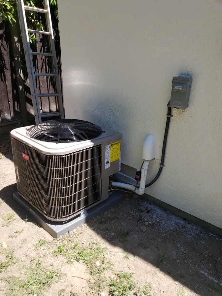 Slide of Manny's Heating and Air