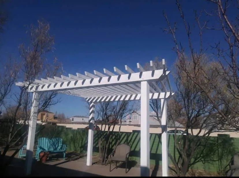 Slide of Manríquez Custom Design