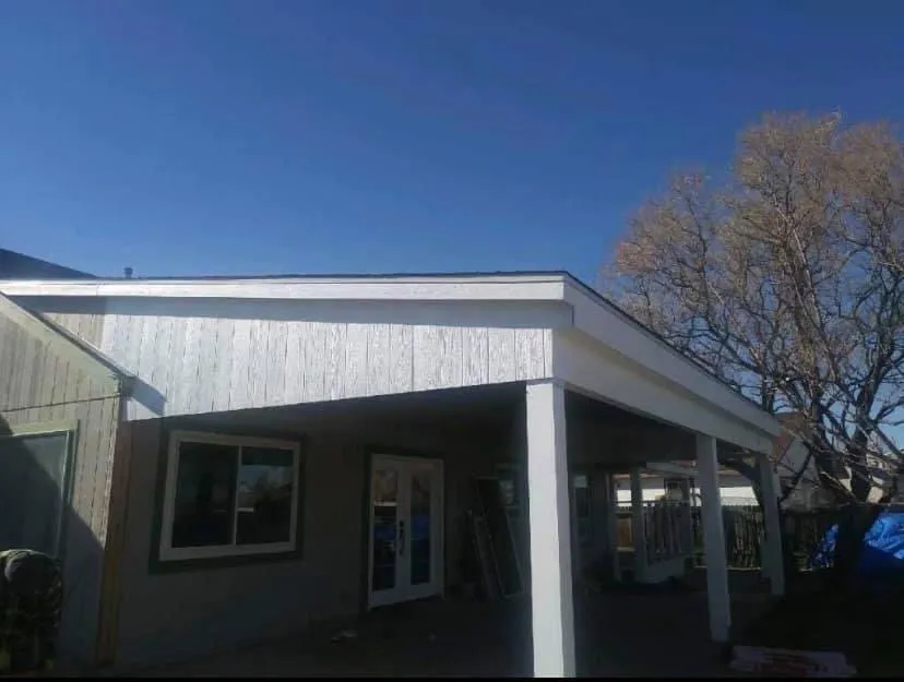 Slide of Manríquez Custom Design