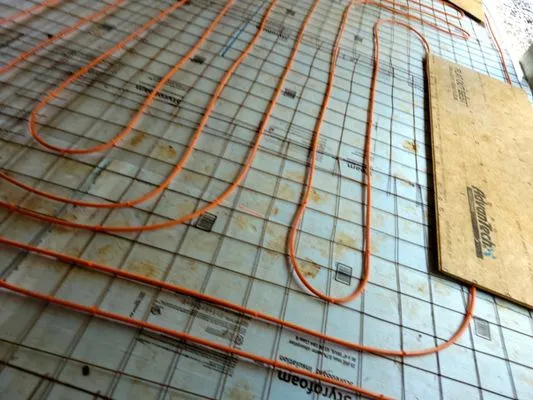 Mantz Heating and Cooling Logo