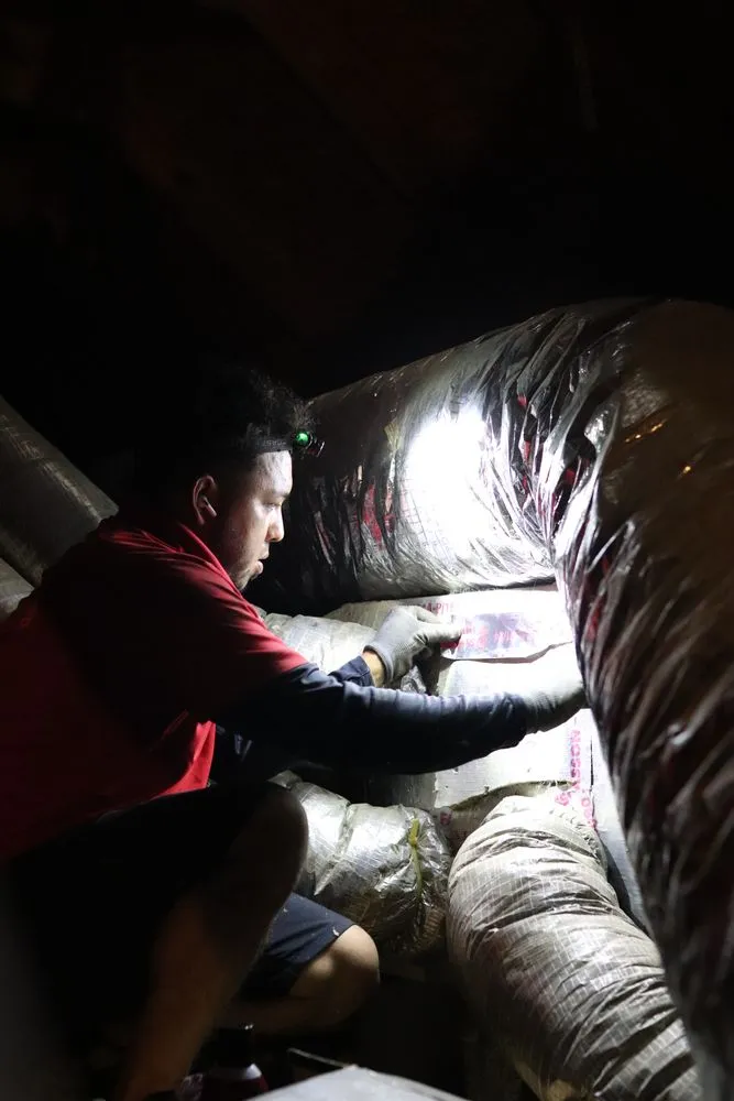 Slide of Manuel & Sons Service