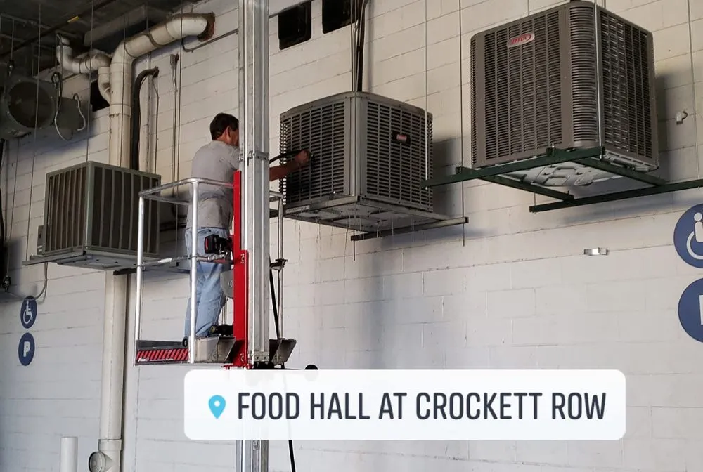 Slide of Manuel Hernandez