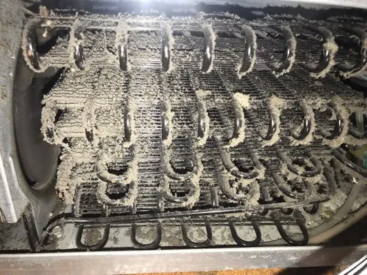 Marchands Mechanical Logo