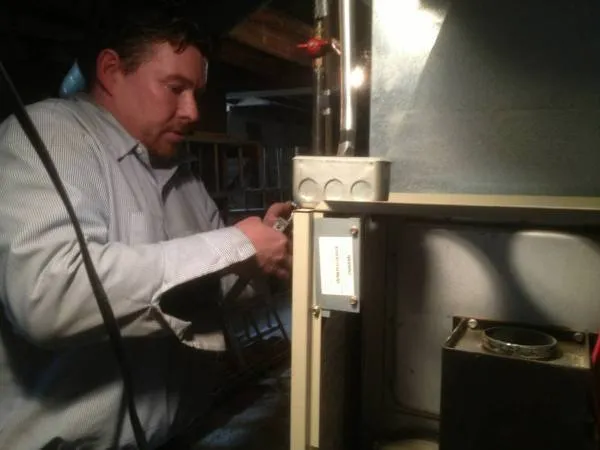 Slide of Mark The Heating & AC Guy