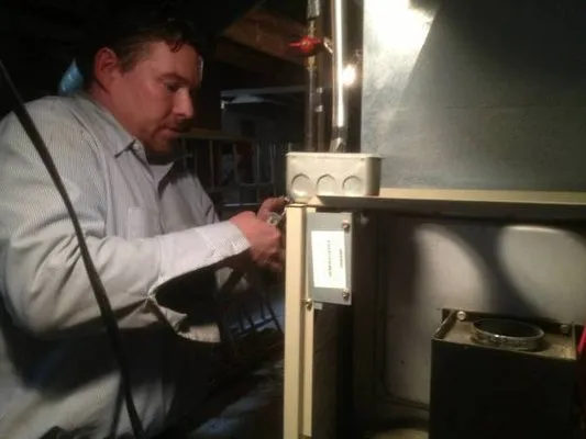 Mark The Heating & AC Guy Logo