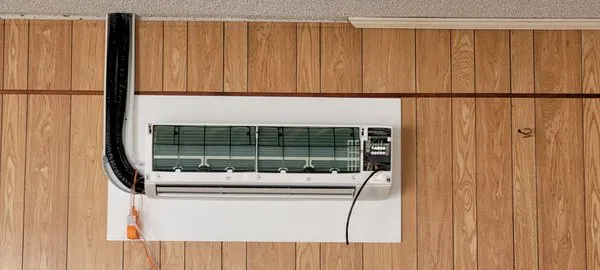 Mark's Maintenance Service Logo