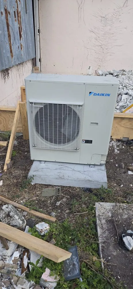 Slide of Master AC Contractor Services