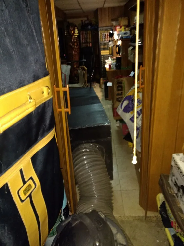 Slide of Master Duct