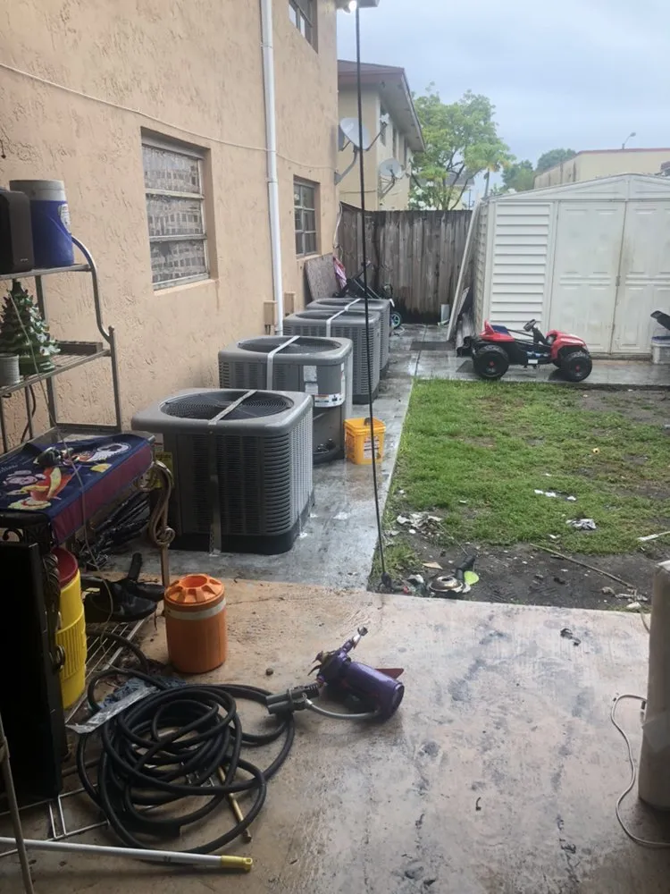 Slide of Master Freezing AC