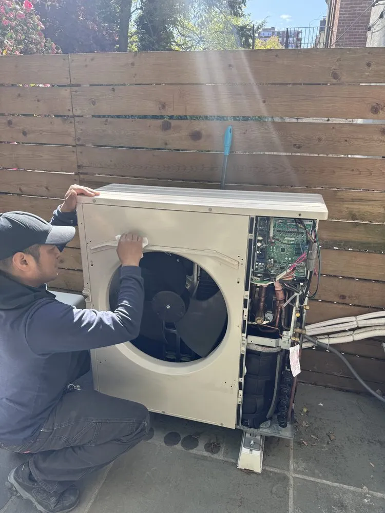 Slide of Master Monster Contracting