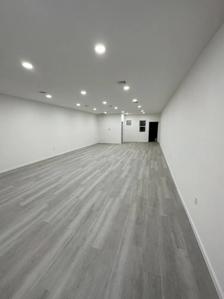 Slide of Master Monster Contracting