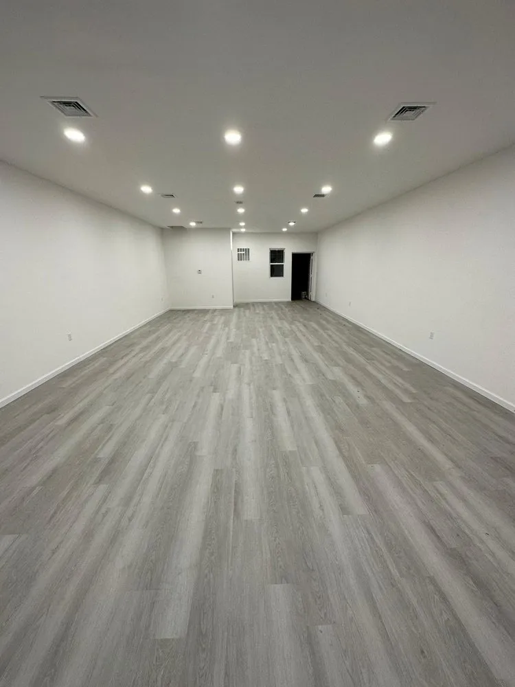 Slide of Master Monster Contracting