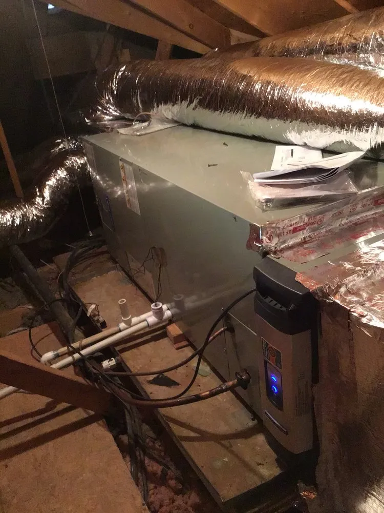 Slide of Master Tech HVAC