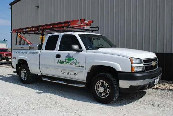 Masters Brothers Logo