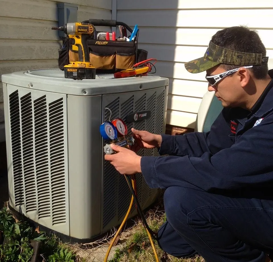 Slide of Mauricio's Heating & Air