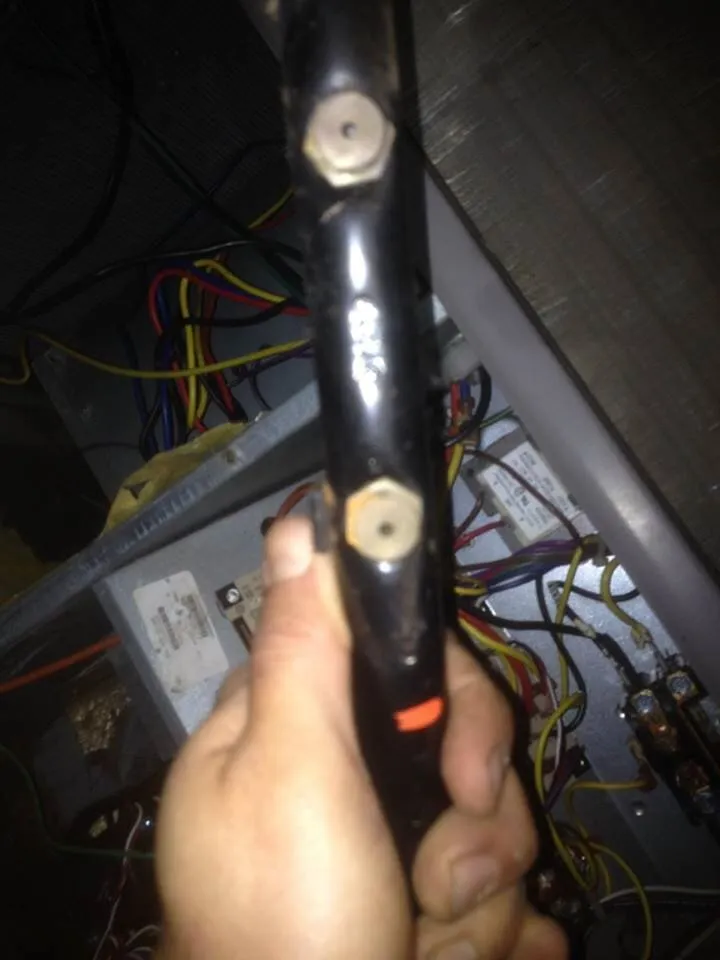 Slide of Mauricio's Heating & Air